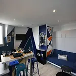 L'echappee Bleue - 250m De La *
