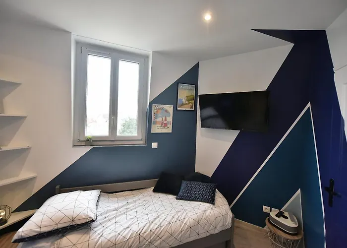 L'échappée Bleue - 250m De La *